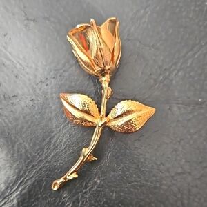 Vintage Elegant Gold Plated Rose Petal  Stem Brooch